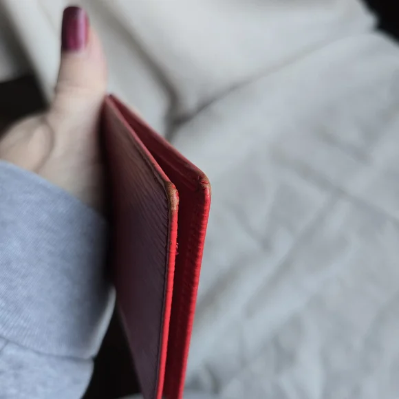 Louis Vuitton Card Holder Epi Red Leather  - Picture 5 of 12